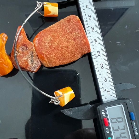 Vintage Butterscotch Baltic Amber Figurine Stone Big from EXPO'67 Montreal 27 g - Picture 17 of 17